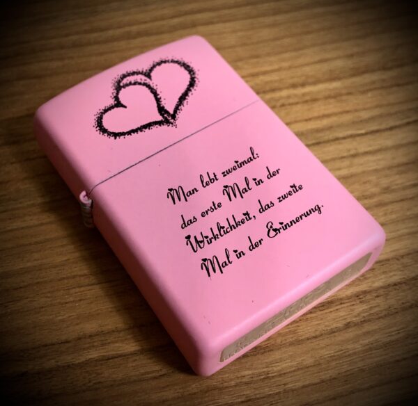 Zippo pink mit druck